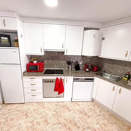 Red Lloret 료렛 드 마르