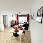 Apartment Red Lloret *