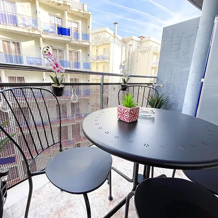 Red Lloret Appartement *